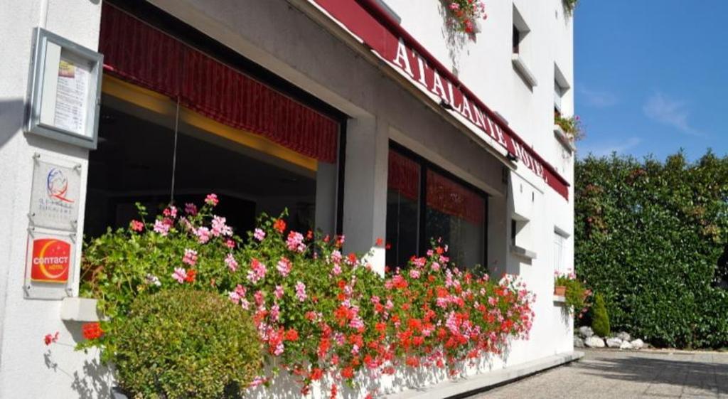 Atalante Hotel Annemasse Exterior photo